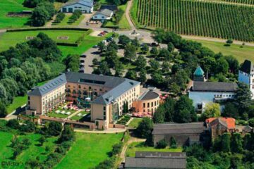 Arbeitgeber-Exzellenz CEO Workshop in Viktors Residenz Schloss Burg - Aussengelaende
